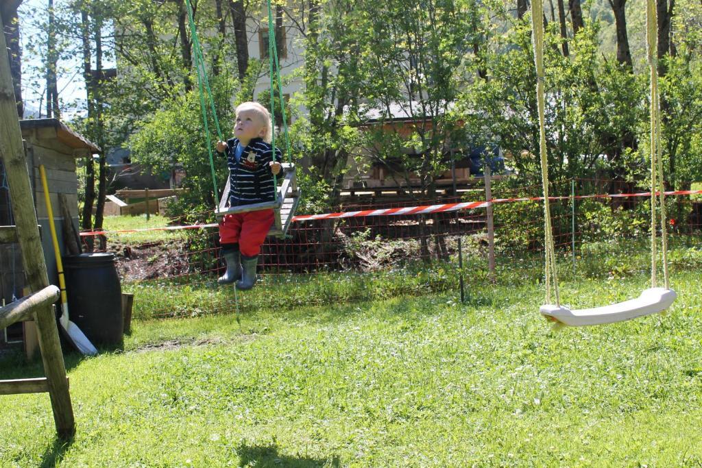 Ferienwohnungen Sutter Au (Vorarlberg) Екстериор снимка
